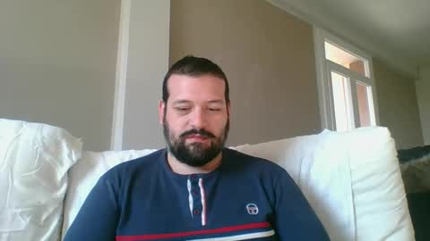 Snapshot of italianbigboy932 chatting on April 3, 2026, 8:23 am italianbigboy932 online show from April 3, 2026, 8:23 am