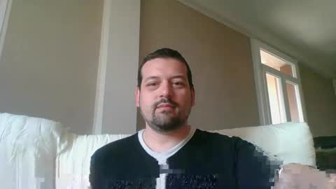 Snapshot of italianbigboy932 chatting on April 11, 2026, 8:51 am italianbigboy932 online show from April 11, 2026, 8:51 am