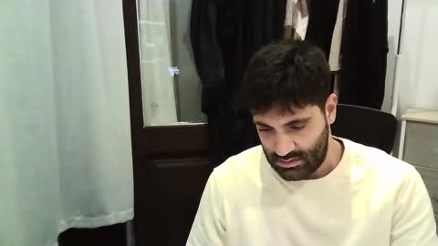 italianboybcn online show from November 12, 2025, 8:08 pm