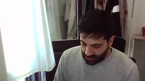 italianboybcn online show from November 16, 2025, 9:15 am