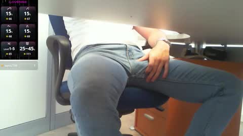 Snapshot of italiansirforyou chatting on September 9, 2025, 11:21 am Alex online show from September 9, 2025, 11:21 am