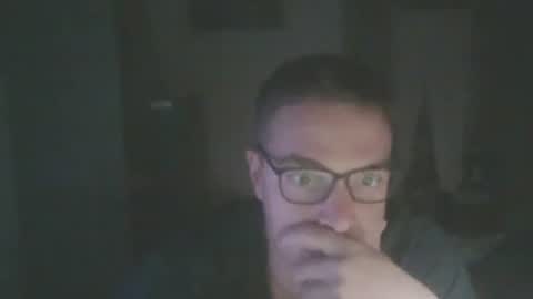 Snapshot of italianslavexoxo chatting on November 8, 2025, 8:40 pm S online show from November 8, 2025, 8:40 pm