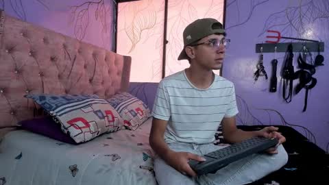 Ithan and Friends online show from January 12, 2025, 1:48 pm