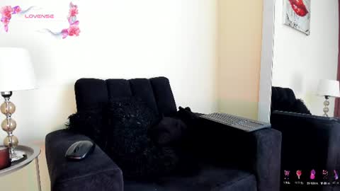 Snapshot of its__angelica_ chatting on June 12, 2026, 6:07 pm Angelica online show from June 12, 2026, 6:07 pm