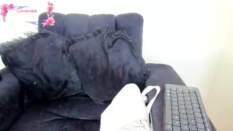 Snapshot of its__angelica_ chatting on June 25, 2026, 6:45 pm Angelica online show from June 25, 2026, 6:45 pm