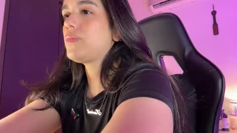 Snapshot of its_bunnyy chatting on February 28, 2026, 12:55 am K A R I online show from February 28, 2026, 12:55 am