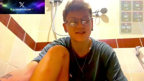 Snapshot of its_mylo chatting on April 20, 2026, 8:32 pm Mylo online show from April 20, 2026, 8:32 pm