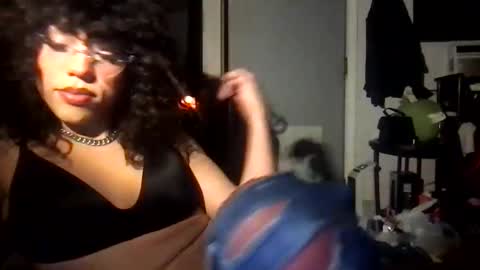 Snapshot of itsariessecrets chatting on January 29, 2025, 3:33 am itsariessecrets online show from January 29, 2025, 3:33 am