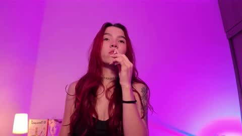 Snapshot of itscamill chatting on November 6, 2025, 1:39 am camill online show from November 6, 2025, 1:39 am