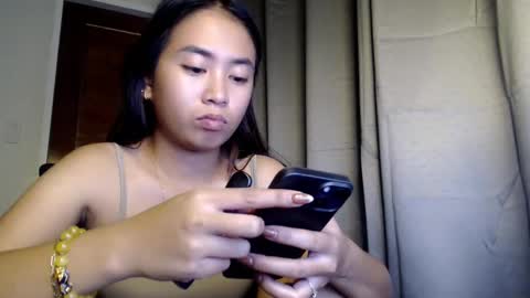 Candy online show from February 22, 2025, 8:09 pm