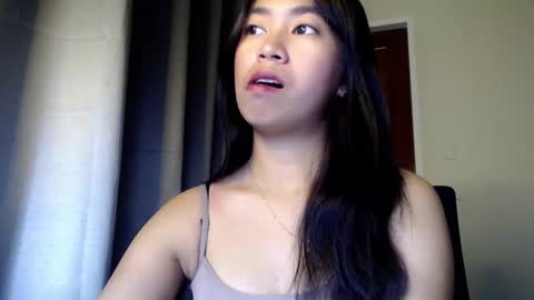 Candy online show from October 1, 2025, 7:53 pm