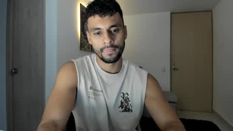 Snapshot of itsgeo1111 chatting on February 13, 2025, 1:40 am CALL ME GEO online show from February 13, 2025, 1:40 am