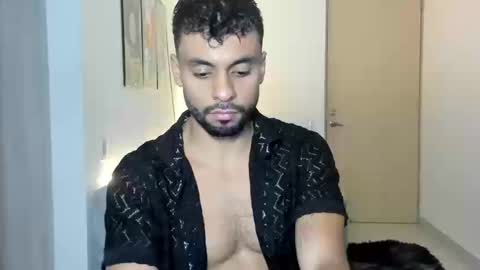 Snapshot of itsgeo1111 chatting on September 17, 2025, 1:07 am CALL ME GEO online show from September 17, 2025, 1:07 am