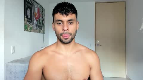 Snapshot of itsgeo1111 chatting on September 28, 2025, 9:20 pm CALL ME GEO online show from September 28, 2025, 9:20 pm