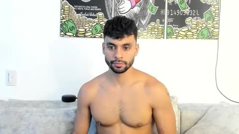 Snapshot of itsgeo1111 chatting on October 5, 2025, 11:02 pm CALL ME GEO online show from October 5, 2025, 11:02 pm