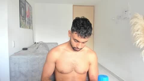 Snapshot of itsgeo1111 chatting on October 19, 2025, 8:53 pm CALL ME GEO online show from October 19, 2025, 8:53 pm