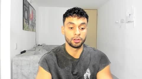 Snapshot of itsgeo1111 chatting on October 25, 2025, 11:54 pm CALL ME GEO online show from October 25, 2025, 11:54 pm