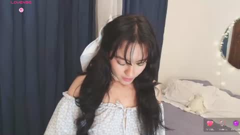 Snapshot of itsliaa chatting on June 19, 2026, 11:19 pm LIA online show from June 19, 2026, 11:19 pm