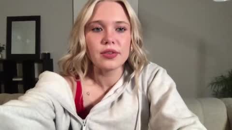 Snapshot of itsmadisynmae chatting on February 28, 2025, 2:09 am OF madisynmaee online show from February 28, 2025, 2:09 am