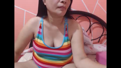 Kitty online show from October 5, 2025, 12:47 pm