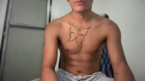 Snapshot of itsme_urboy chatting on June 15, 2026, 5:31 am itsme_urboy online show from June 15, 2026, 5:31 am