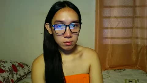 itsmehotqueen online show from February 26, 2026, 4:11 am