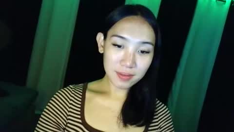 itsmehotqueen online show from April 9, 2026, 7:47 am