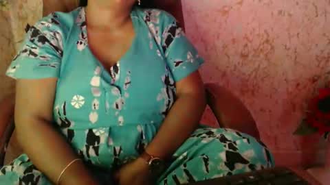 Snapshot of itsmiradesire chatting on May 9, 2026, 11:15 am Mira online show from May 9, 2026, 11:15 am