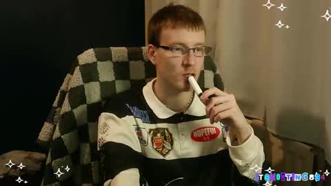 Snapshot of itsnotting834 chatting on February 25, 2026, 8:18 pm online show from February 25, 2026, 8:18 pm