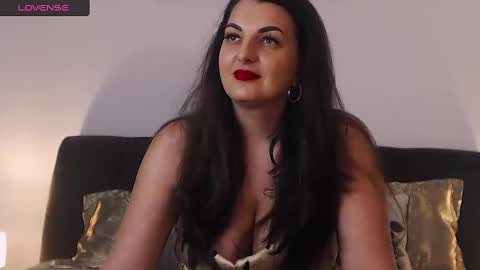 Snapshot of itsyourlady chatting on January 17, 2025, 1:13 pm Melissa Khaan online show from January 17, 2025, 1:13 pm