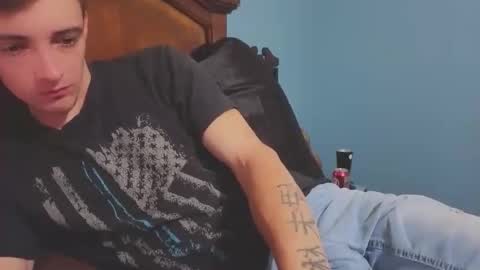 itzd123 online show from April 15, 2026, 7:54 pm