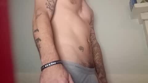 Itzmeebabyy online show from January 31, 2025, 2:58 am