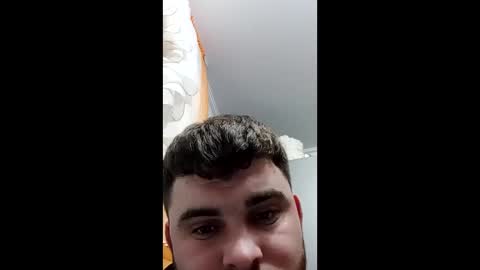 iurcupetru07 online show from December 2, 2025, 8:59 pm