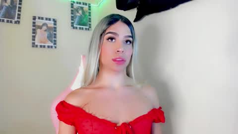 Ivanna online show from October 5, 2025, 5:22 pm
