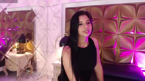 Snapshot of ivanawatson chatting on March 6, 2025, 11:53 pm IvanaWatson online show from March 6, 2025, 11:53 pm