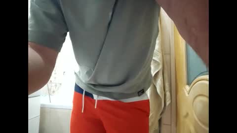 Mickey online show from April 18, 2026, 7:18 pm