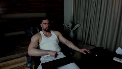 Snapshot of ivanhydee chatting on April 14, 2026, 4:40 am IvanHydee online show from April 14, 2026, 4:40 am