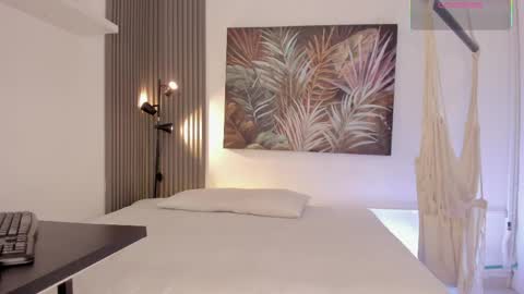 ivania_lua online show from May 21, 2026, 11:28 am