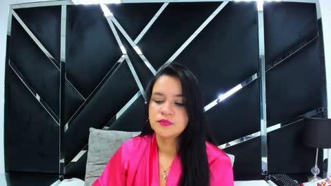 ivannaa18 online show from December 7, 2024, 9:06 am