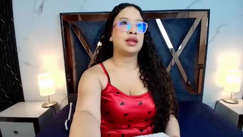 Snapshot of ivonygarciia chatting on February 13, 2026, 11:28 am ivonygarciia online show from February 13, 2026, 11:28 am