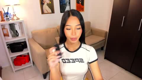 kirstenelsie online show from February 10, 2025, 12:19 am