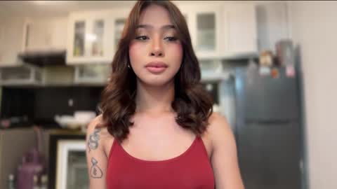 kirstenelsie online show from September 23, 2025, 12:35 am