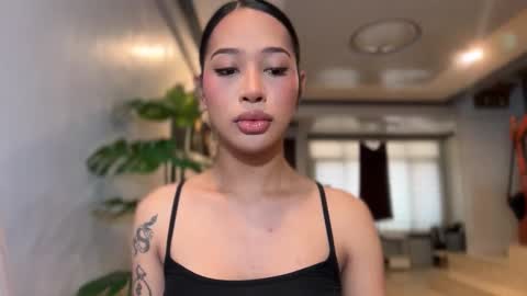 kirstenelsie online show from February 13, 2026, 1:23 am