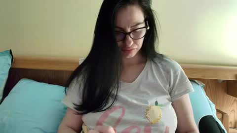 Ivory online show from December 17, 2024, 3:49 pm