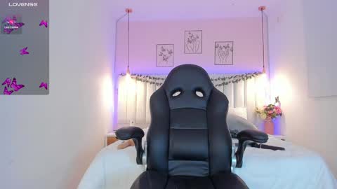 Snapshot of ivy___collins chatting on January 9, 2025, 1:39 am maria online show from January 9, 2025, 1:39 am