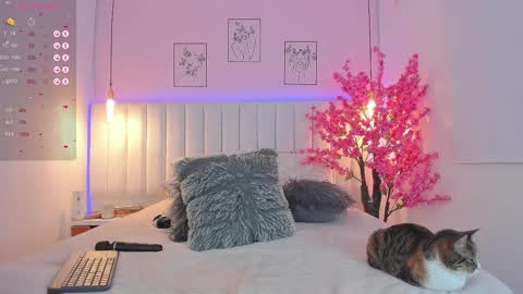 Snapshot of ivy___collins chatting on March 1, 2025, 12:07 am maria online show from March 1, 2025, 12:07 am