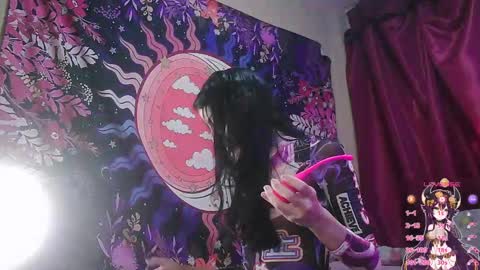 Ivy online show from October 11, 2025, 10:14 am