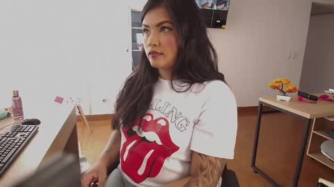 Snapshot of ivy_soul chatting on January 12, 2025, 4:08 pm IVY online show from January 12, 2025, 4:08 pm