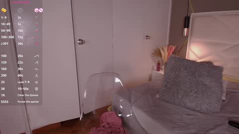 Snapshot of ivy_soul chatting on January 22, 2025, 11:43 pm IVY online show from January 22, 2025, 11:43 pm