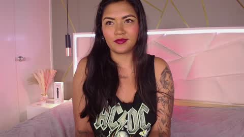 Snapshot of ivy_soul chatting on February 6, 2025, 9:32 am IVY online show from February 6, 2025, 9:32 am